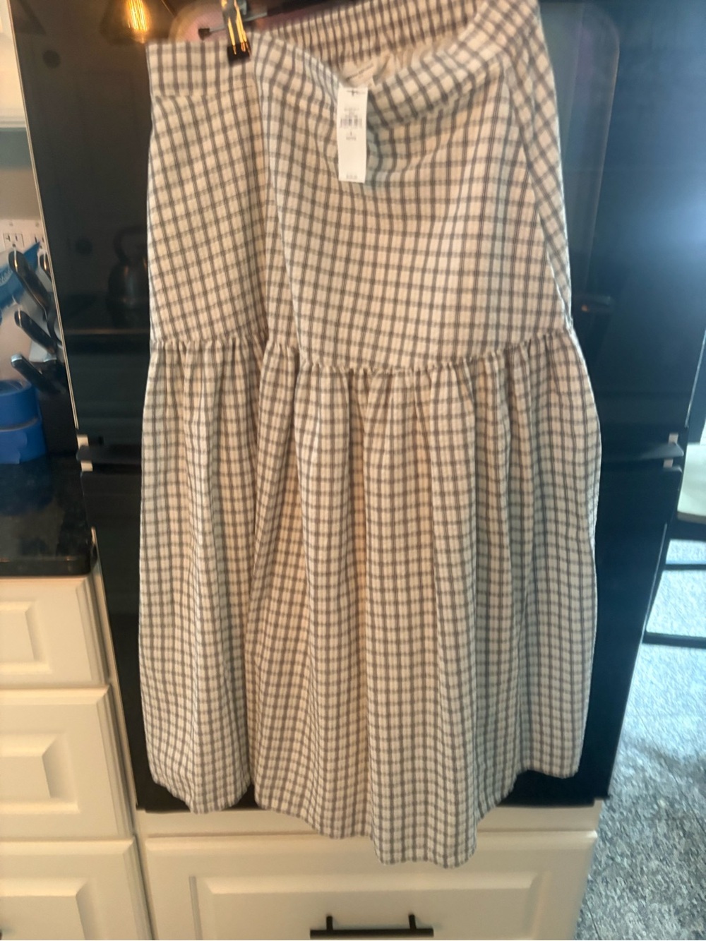 Banana Republic Beige and Navy Checked Tiered Midi Skirt - Classic Plaid